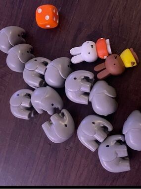 MIFFY elephants stacking game